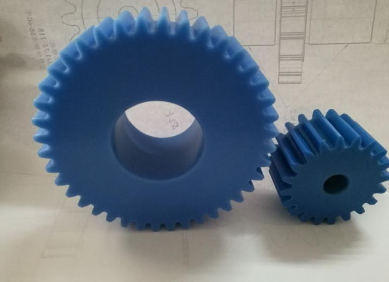 Die punch is easy to break, iron filings, poor sprouting and molding