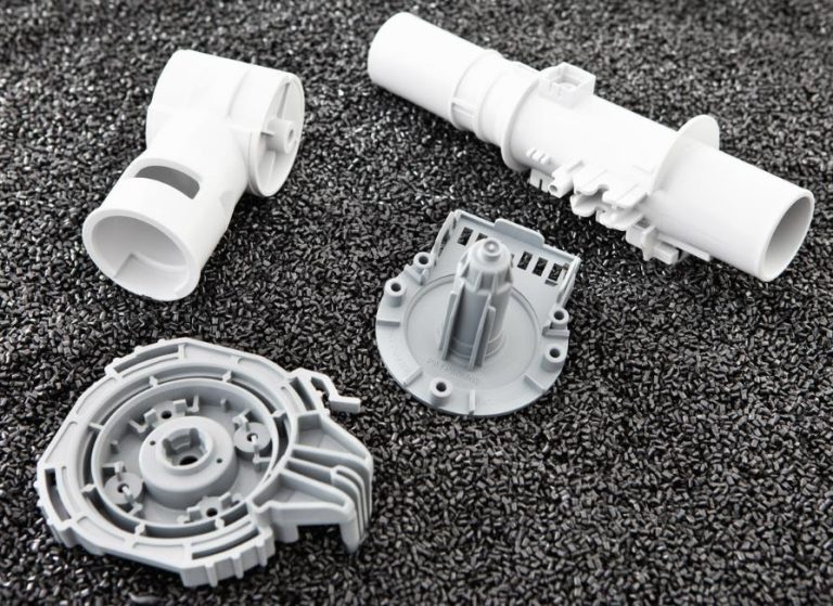 Causes and Solutions of Transparent Defects in Plastic Moulds